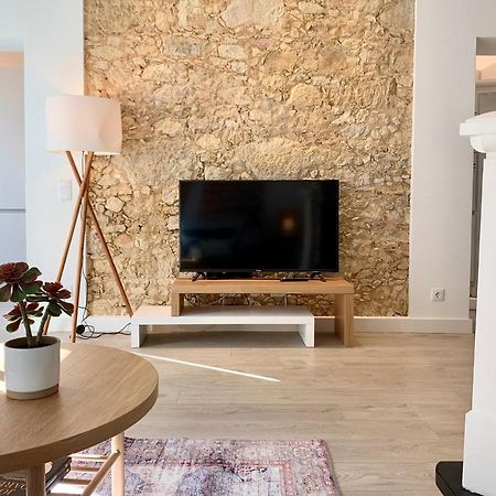 Home Out City Villa Lisbon Bagian luar foto