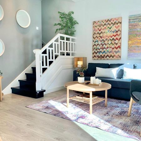 Home Out City Villa Lisbon Bagian luar foto