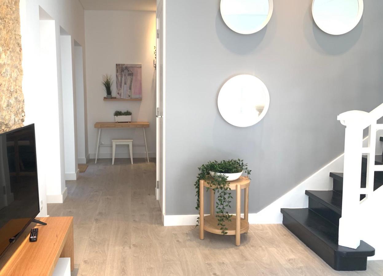 Home Out City Villa Lisbon Bagian luar foto