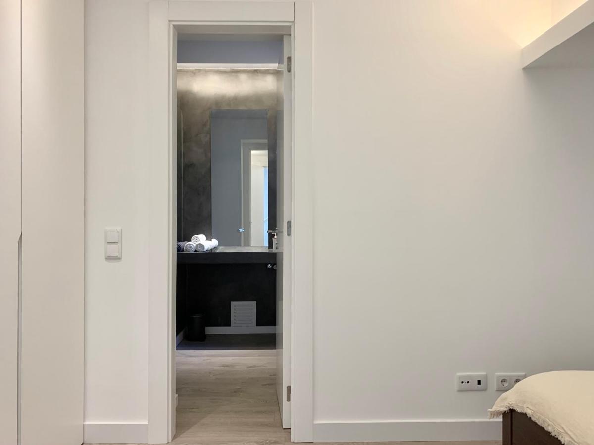 Home Out City Villa Lisbon Bagian luar foto