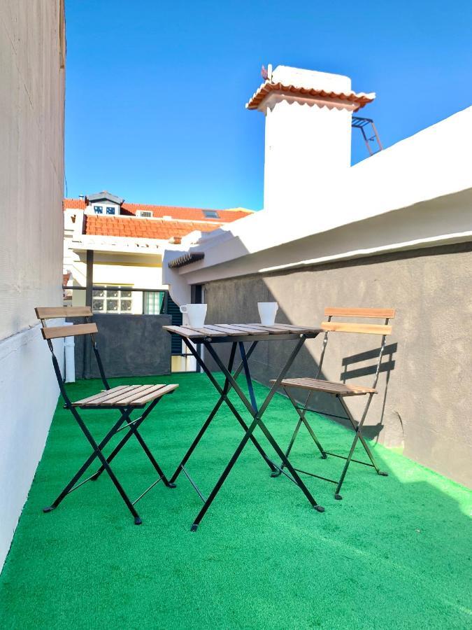 Home Out City Villa Lisbon Bagian luar foto