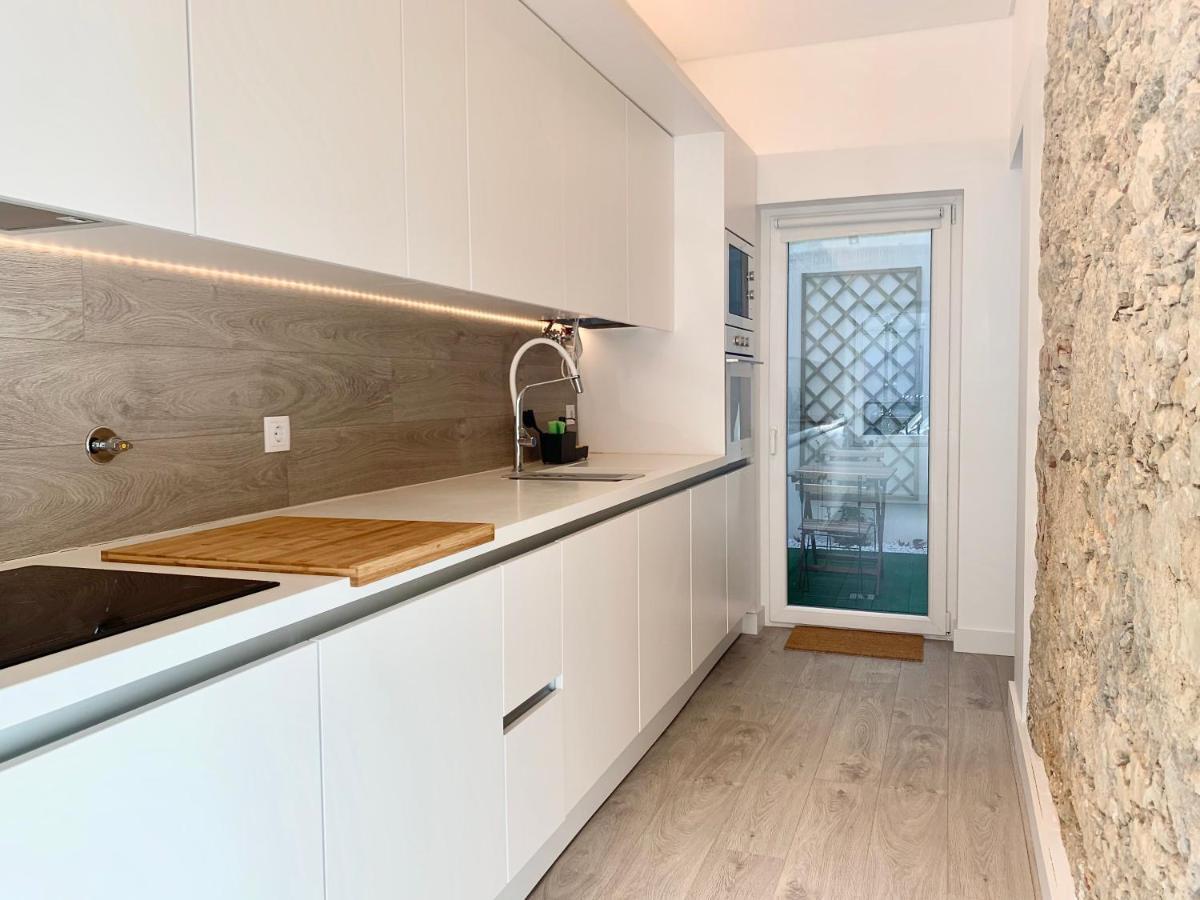 Home Out City Villa Lisbon Bagian luar foto