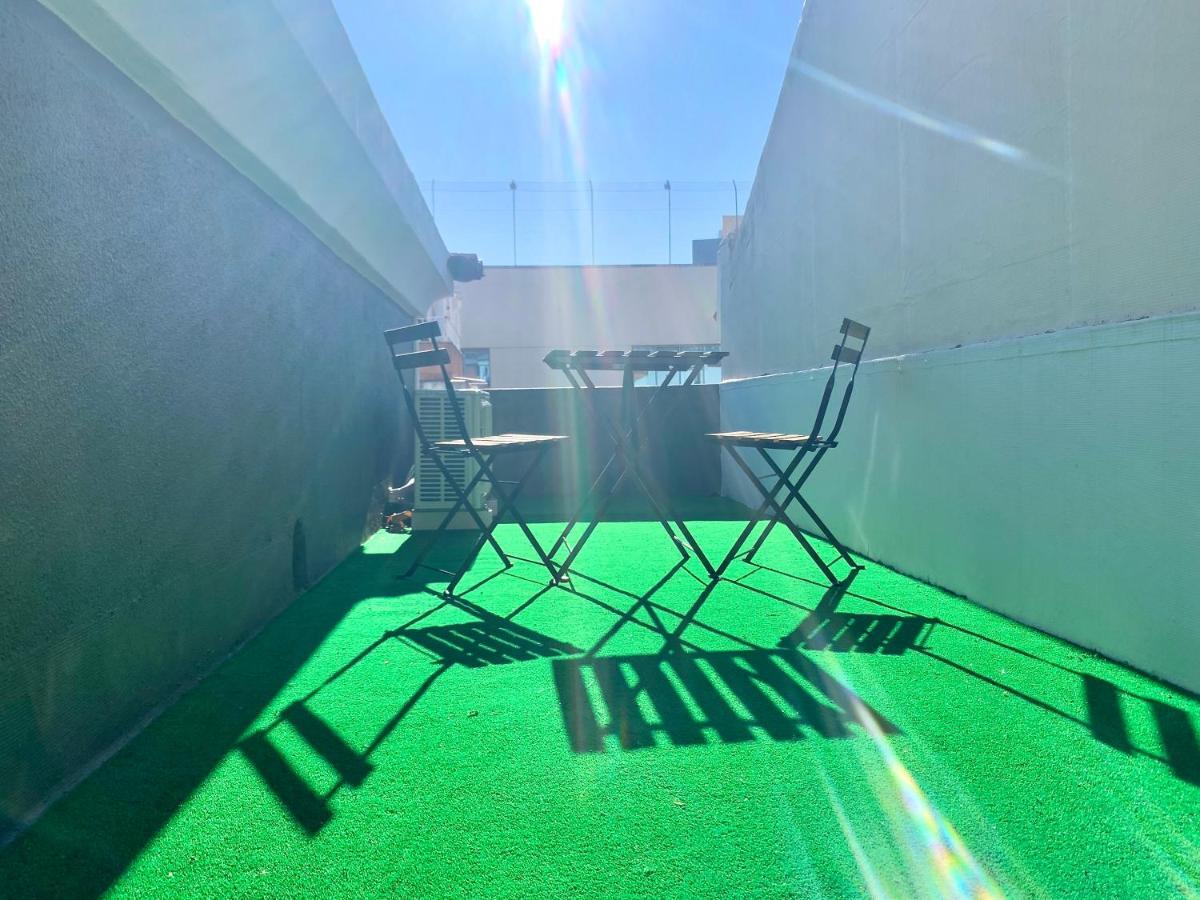 Home Out City Villa Lisbon Bagian luar foto